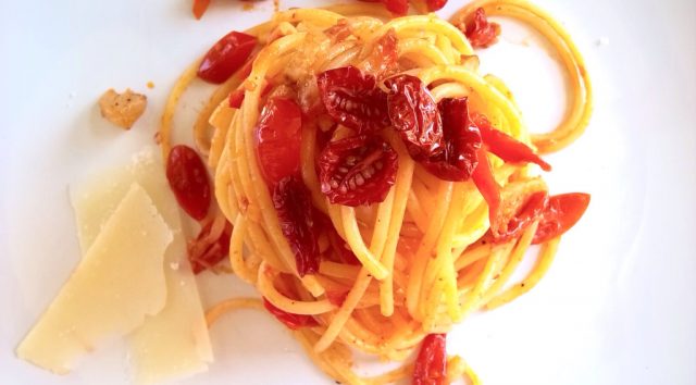 pasta med tomater